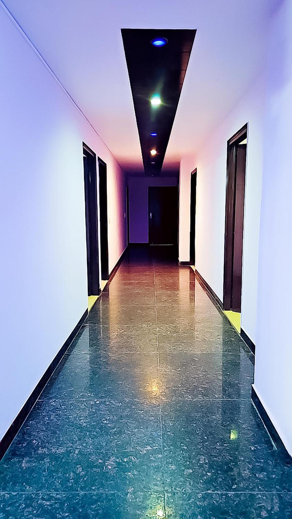 Happy Inn - Near Saket Metro New Delhi Exterior photo